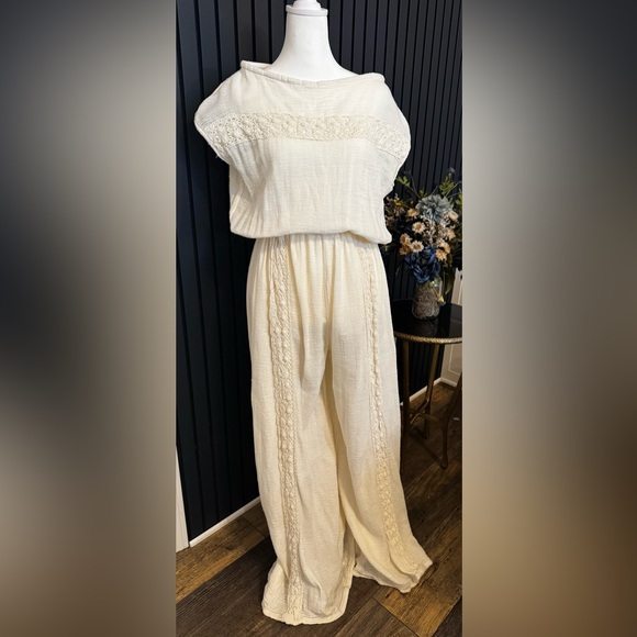 Jen's Pirate Booty Cream Gauze Jumpsuit - Picture 2 of 8